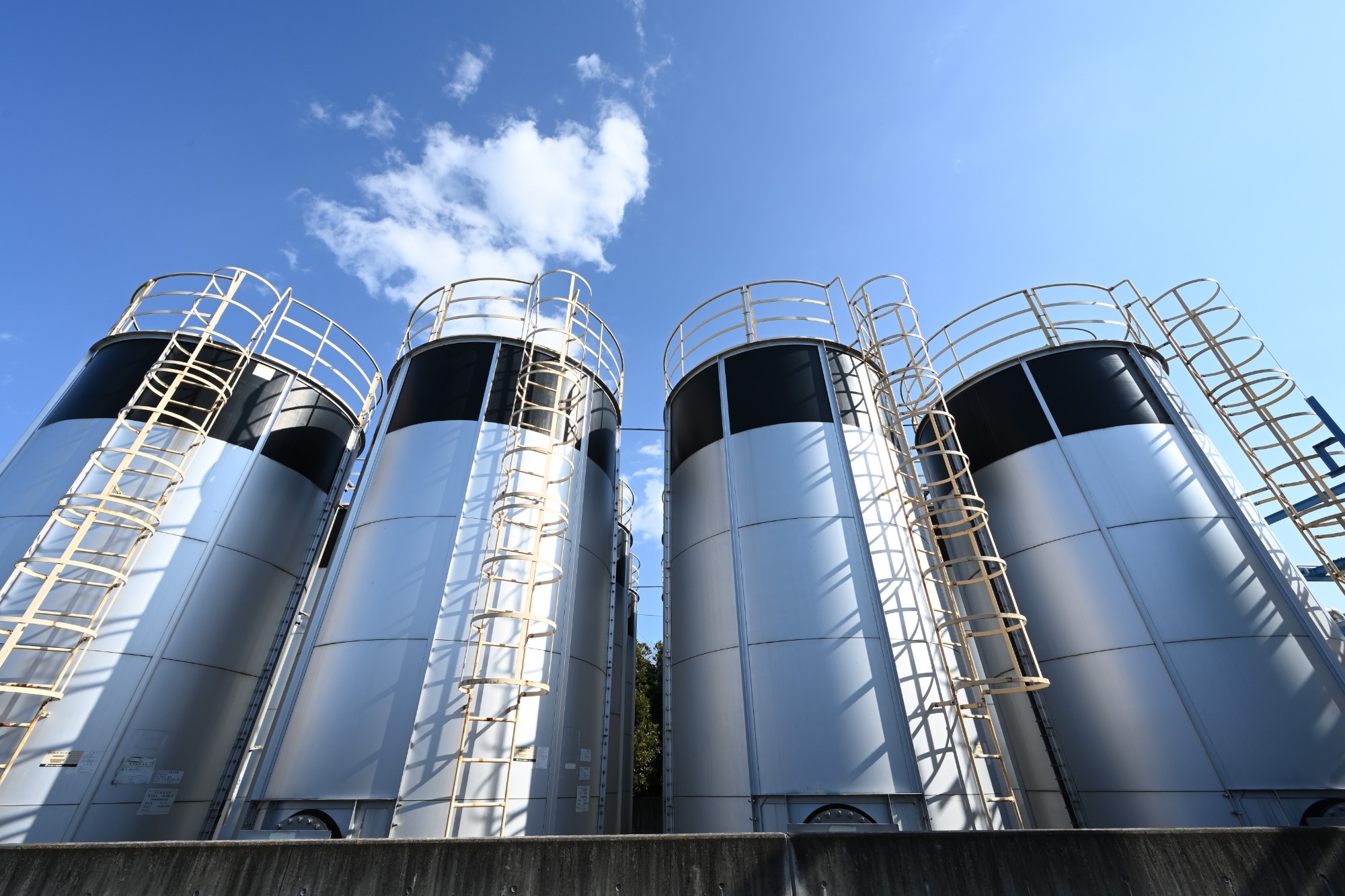 当社の内観・外観